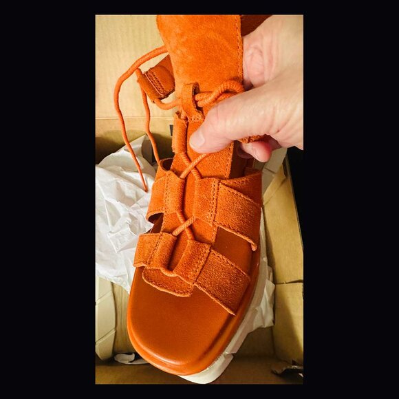 Funky Women's Joanie™ III Lace-Up Wedge Sandal New in Box - Picture 7 of 7